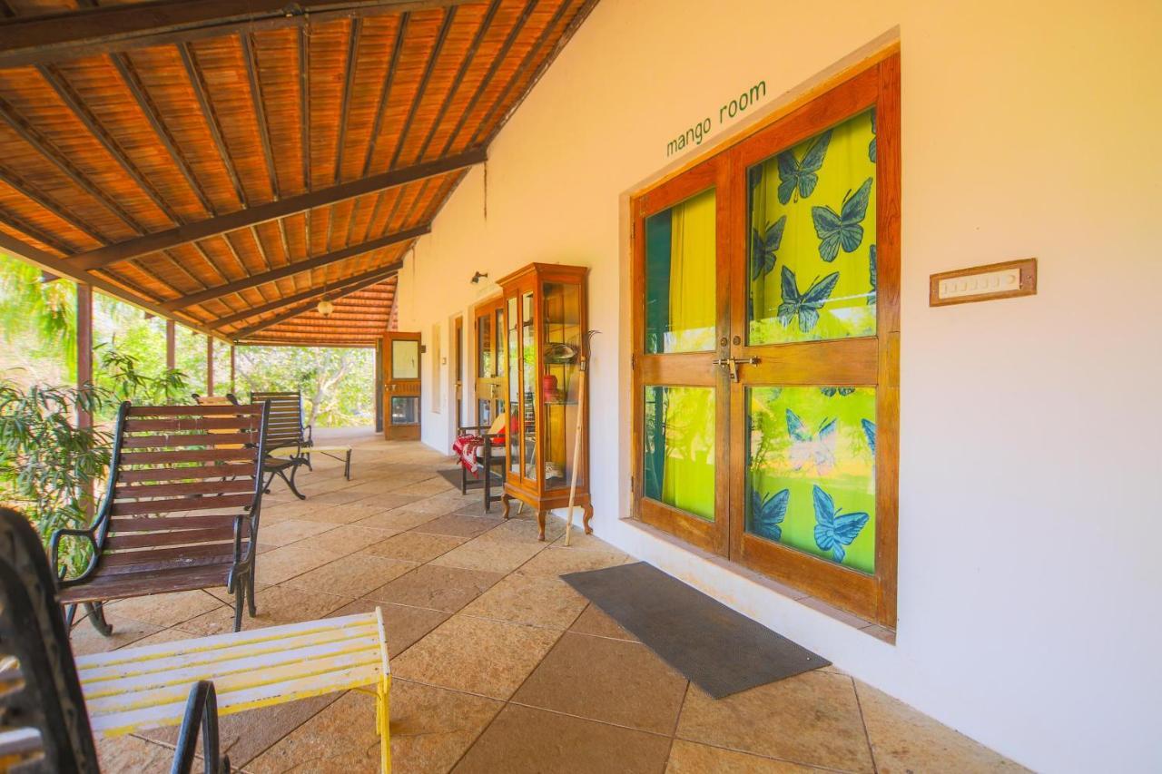 V Resorts Mahua Bagh Murud Nāndgaon Esterno foto