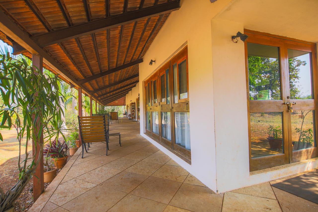 V Resorts Mahua Bagh Murud Nāndgaon Esterno foto