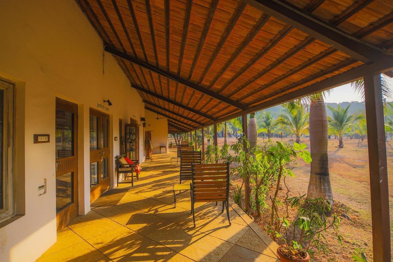 V Resorts Mahua Bagh Murud Nāndgaon Esterno foto