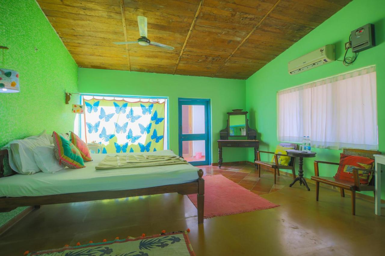 V Resorts Mahua Bagh Murud Nāndgaon Esterno foto